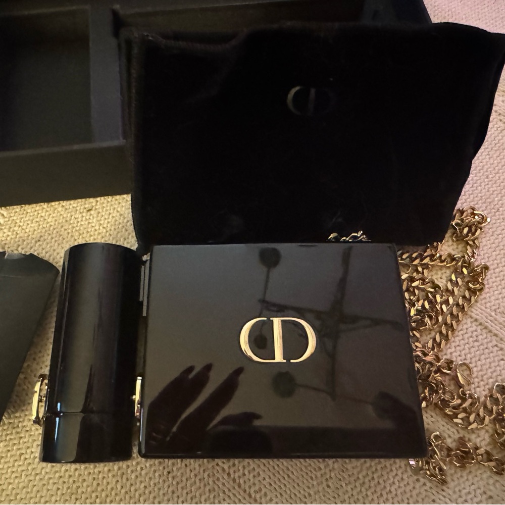 Luxury Lipstick Set with Mirror Dior - Picture 3 of 3